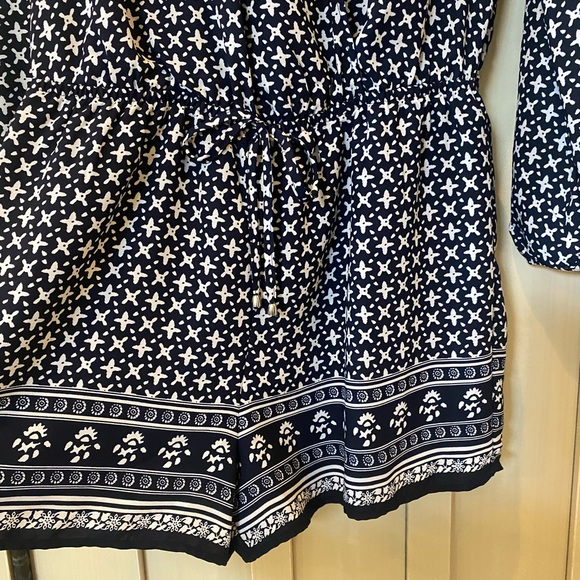 Navy Dynamite Romper - Picture 2 of 7